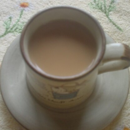 ココアが無かったのでミロとコーヒーで作りました☆　コーヒーとミロがハーフ＆ハーフでおいしいです（＾ー＾）ｂ　今度はココアで作ってみます♪